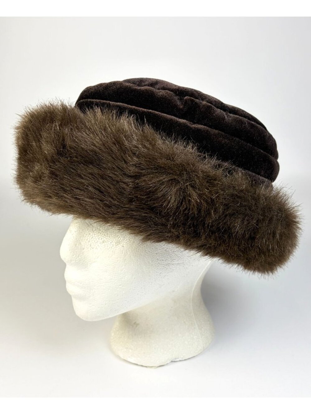 Vintage Betmar NY Brown Faux Fur Trim Bucket Hat Satin Lined Cozy Winter